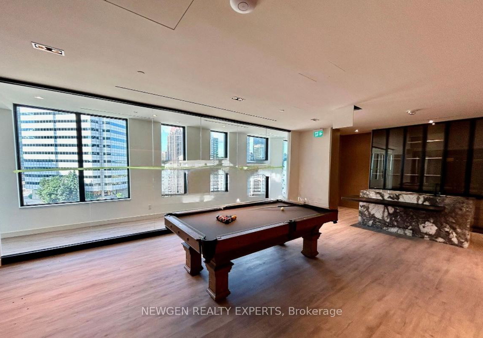 4015-the-exchange-mississauga-ontario-w13098634