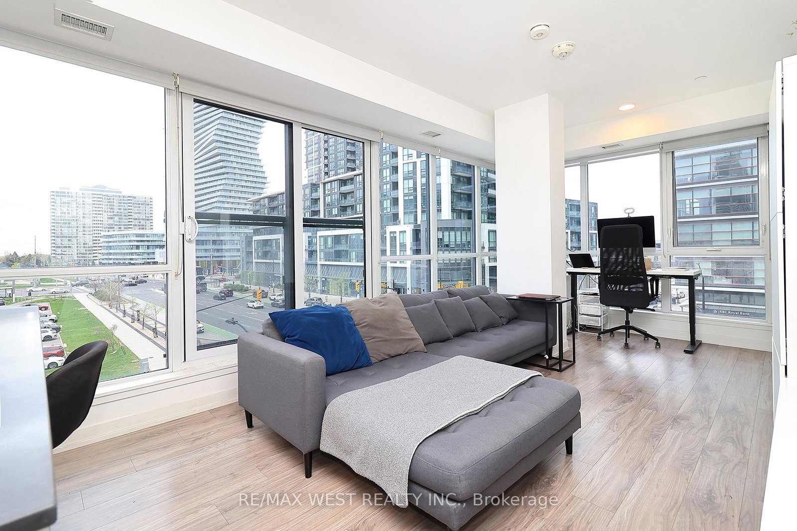 4065-confederation-parkway-mississauga-ontario-w13098728