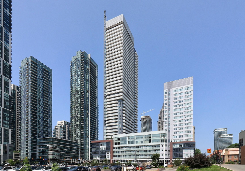 4065-confederation-parkway-mississauga-ontario-w13098728