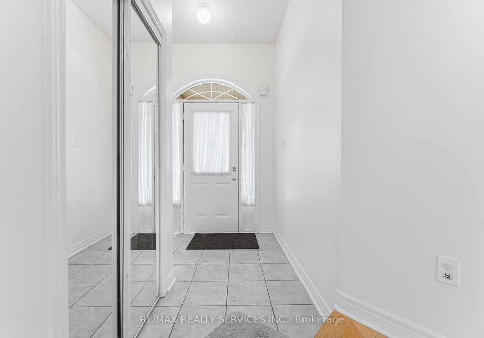 4-rocky-point-crescent-brampton-ontario-w13098812