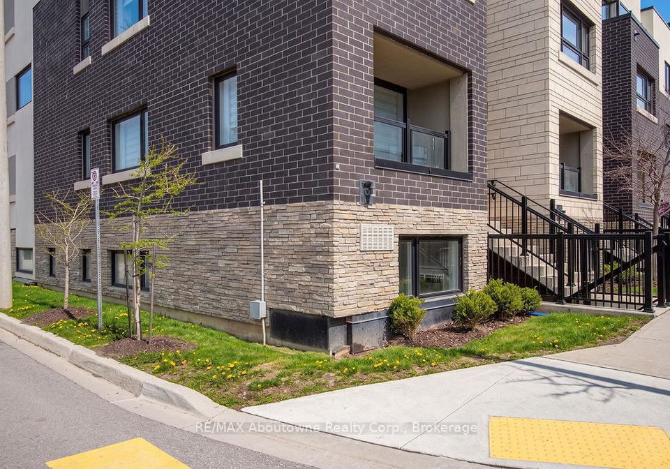 1127-cooke-boulevard-burlington-ontario-w13098850