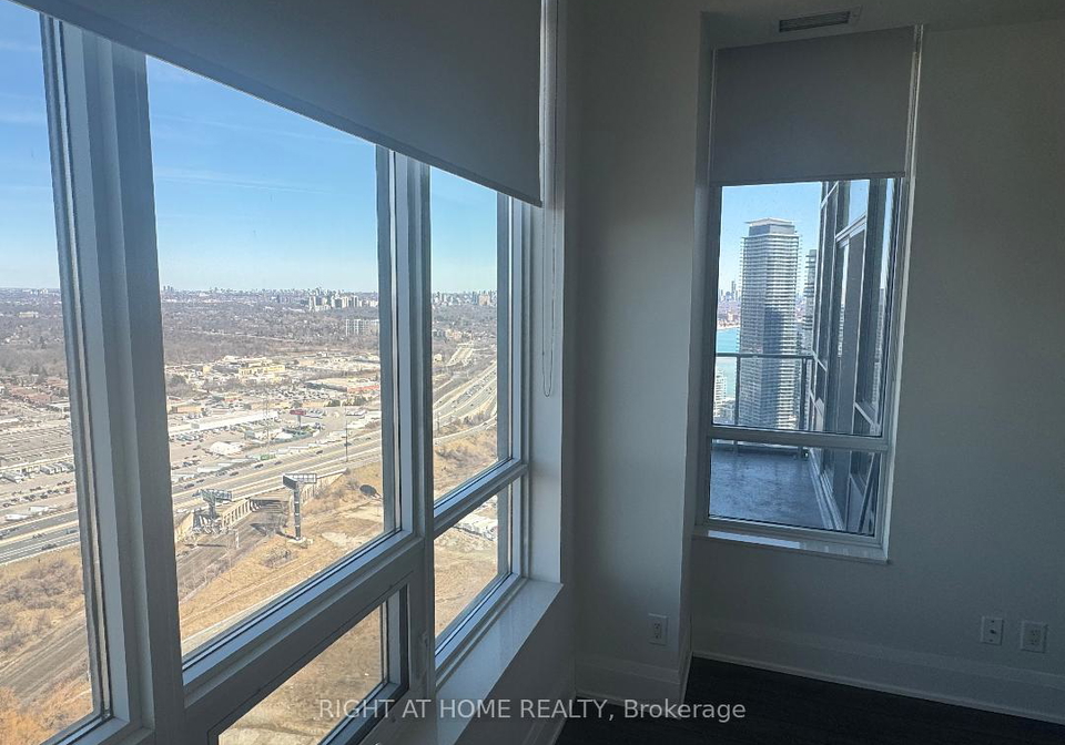 36-park-lawn-road-etobicoke-ontario-w13098908