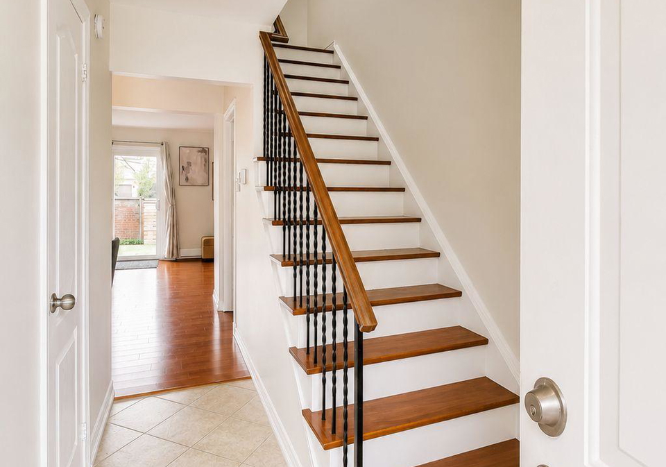 2108-lakeshore-road-w-oakville-ontario-w13099210