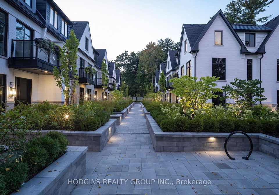 1138-mona-road-mississauga-ontario-w13099300