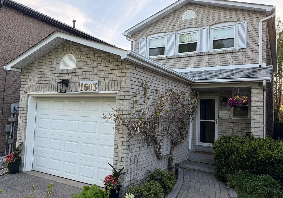 1603-dewberry-crescent-mississauga-ontario-w13099394