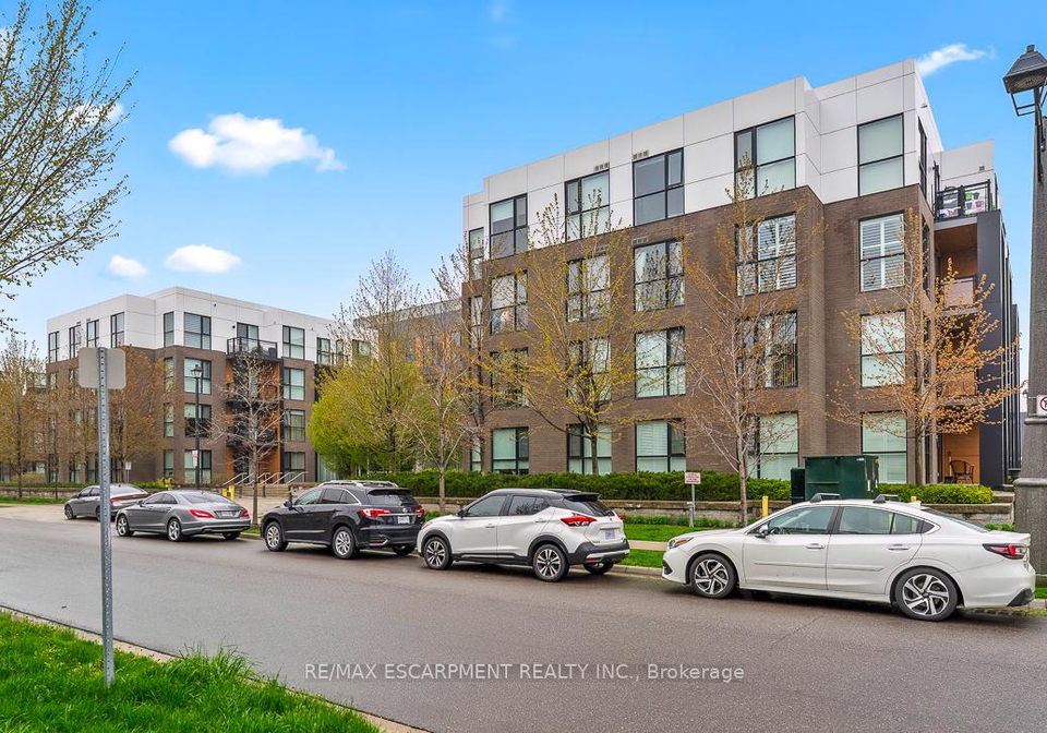 150-sabina-drive-oakville-ontario-w13099442