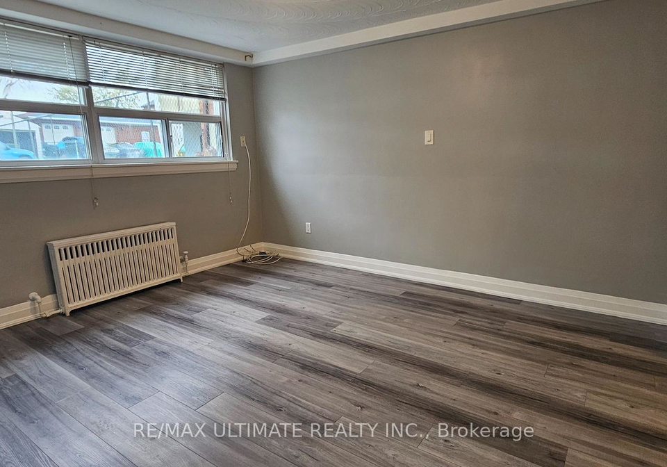 18-avon-drive-toronto-ontario-w13099496