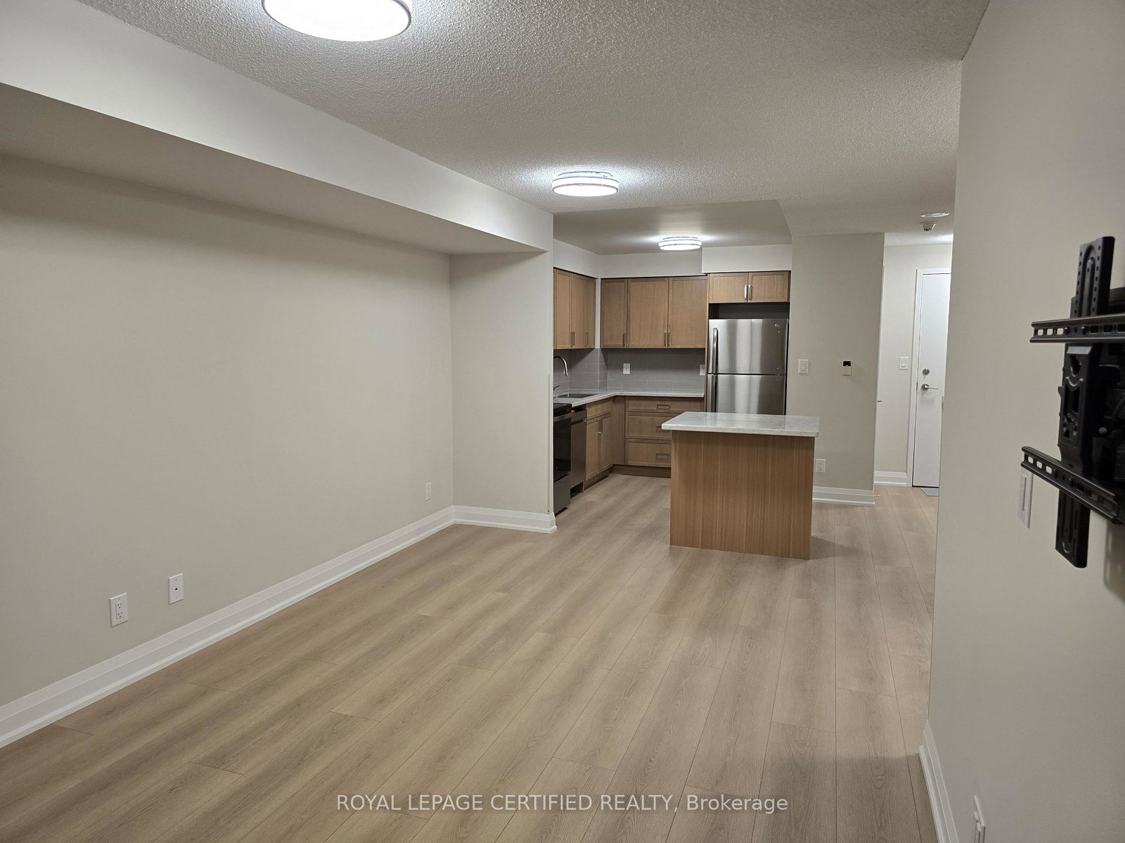 3880-duke-of-york-boulevard-mississauga-ontario-w13099518