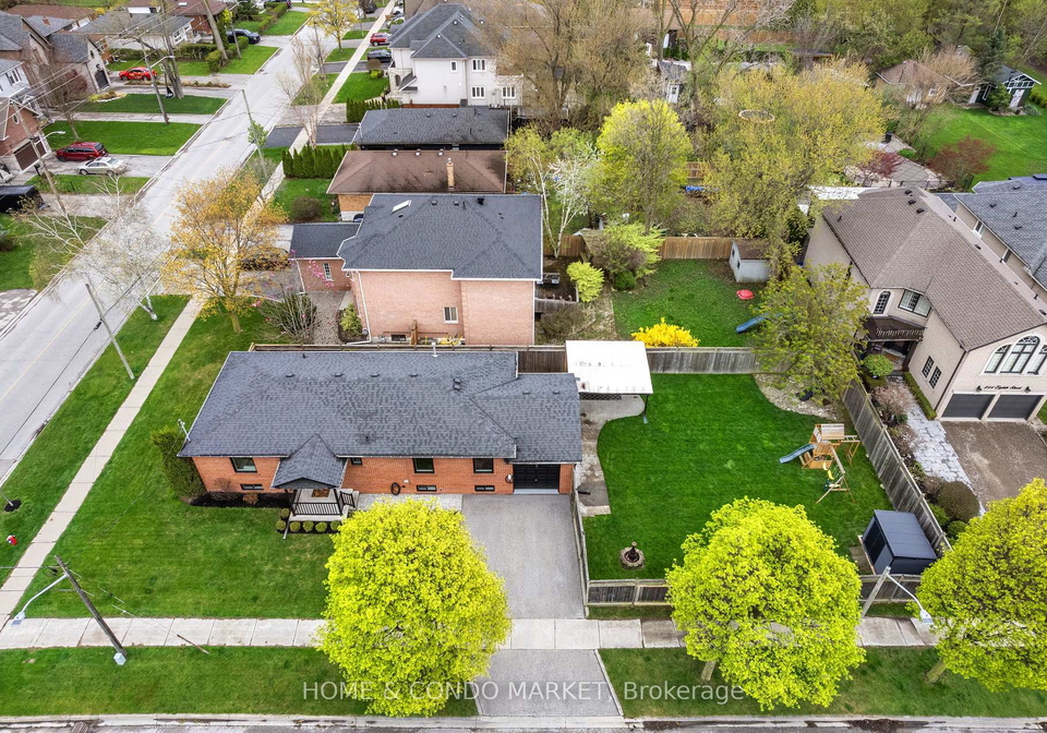 1392-northmount-avenue-mississauga-ontario-w13099568