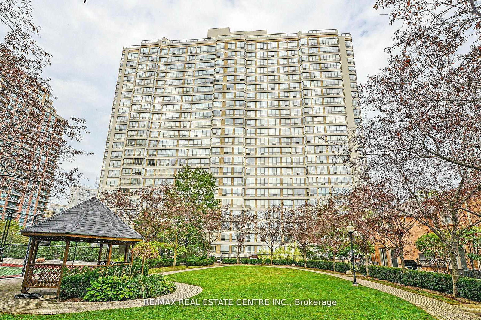 55-elm-drive-mississauga-ontario-w13099834