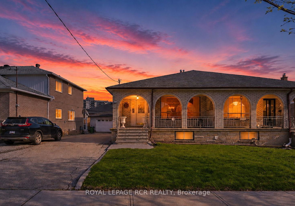 39-dovehouse-avenue-york-ontario-w13100350
