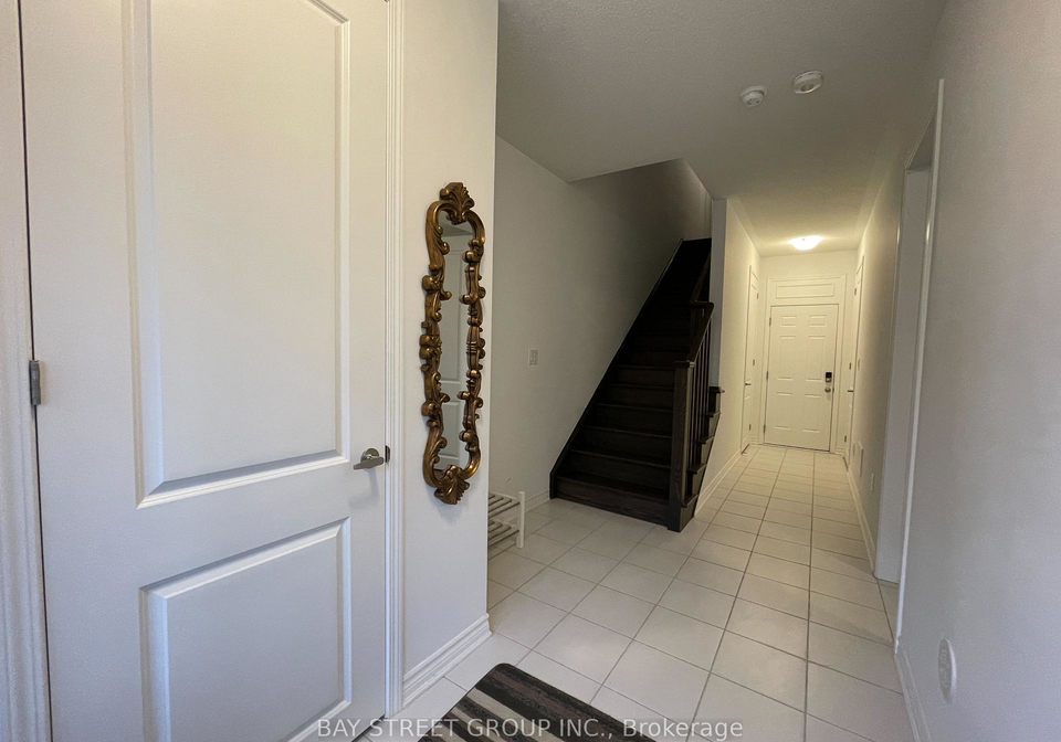 3095-travertine-drive-oakville-ontario-w13100416