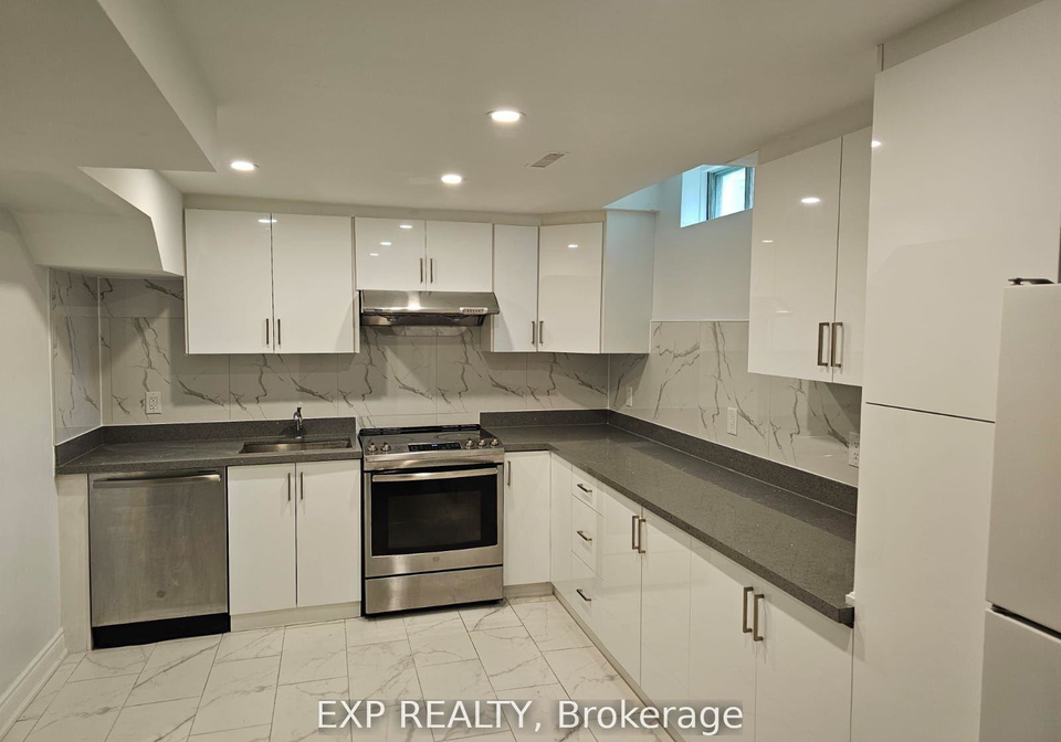 9-michigan-avenue-brampton-ontario-w13100442
