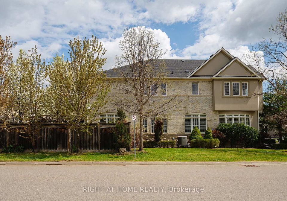 3353-skipton-lane-oakville-ontario-w13100444