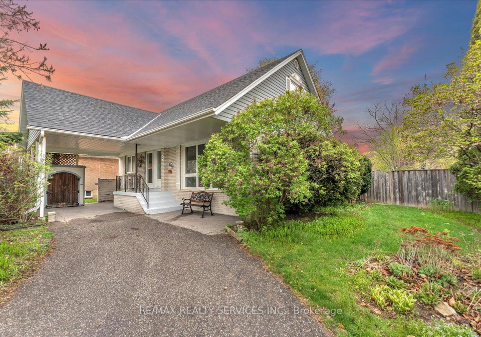 2-windermere-court-brampton-ontario-w13101188