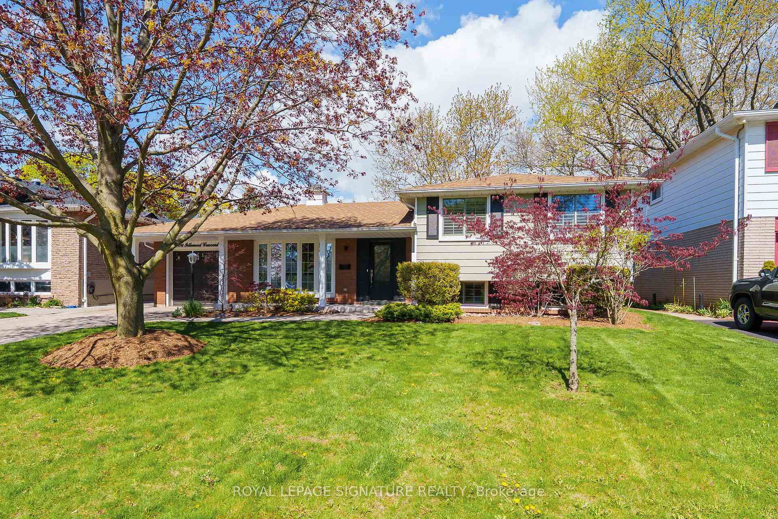 5186-idlewood-crescent-burlington-ontario-w13101240