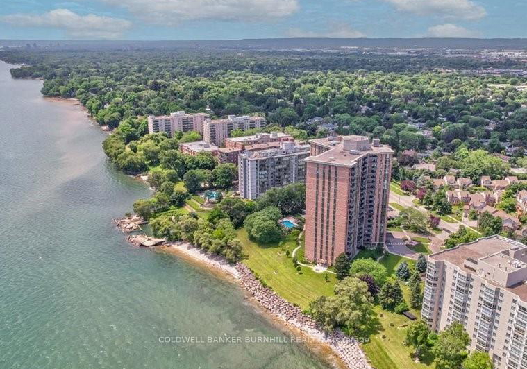 5250-lakeshore-road-burlington-ontario-w13101248