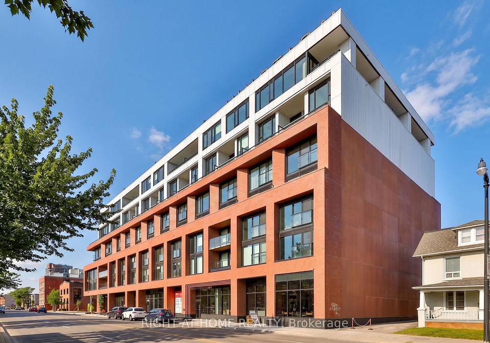 2720-dundas-street-w-toronto-ontario-w13101264