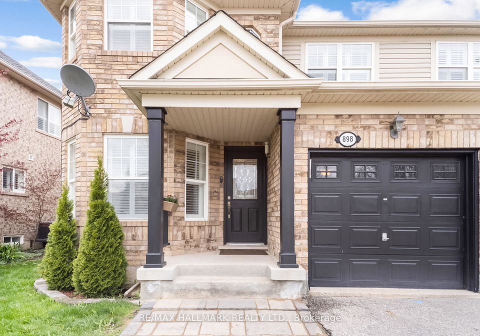898-mcnair-circle-milton-ontario-w13101458
