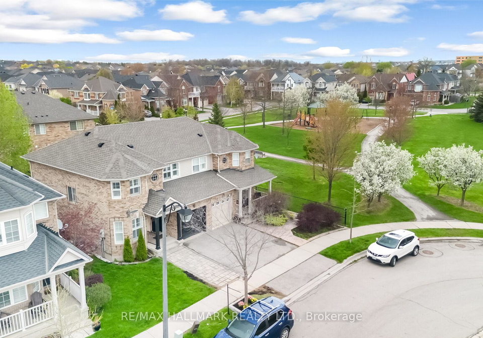 898-mcnair-circle-milton-ontario-w13101458