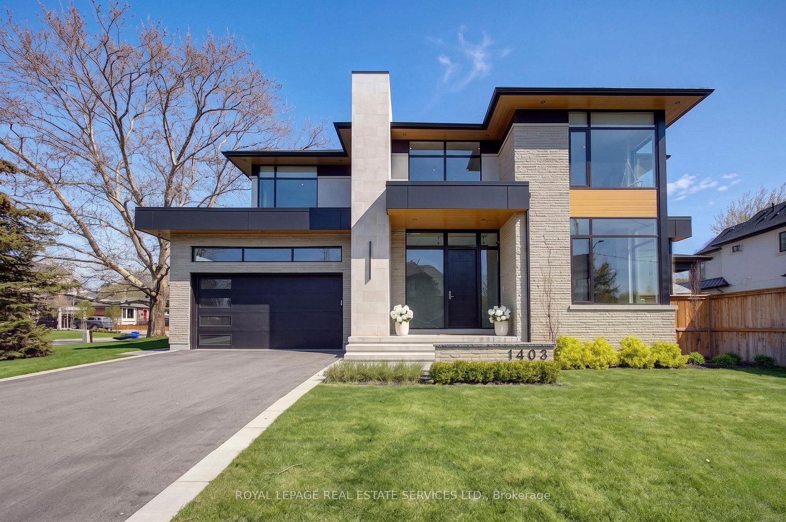 1403-wren-avenue-oakville-ontario-w13101592
