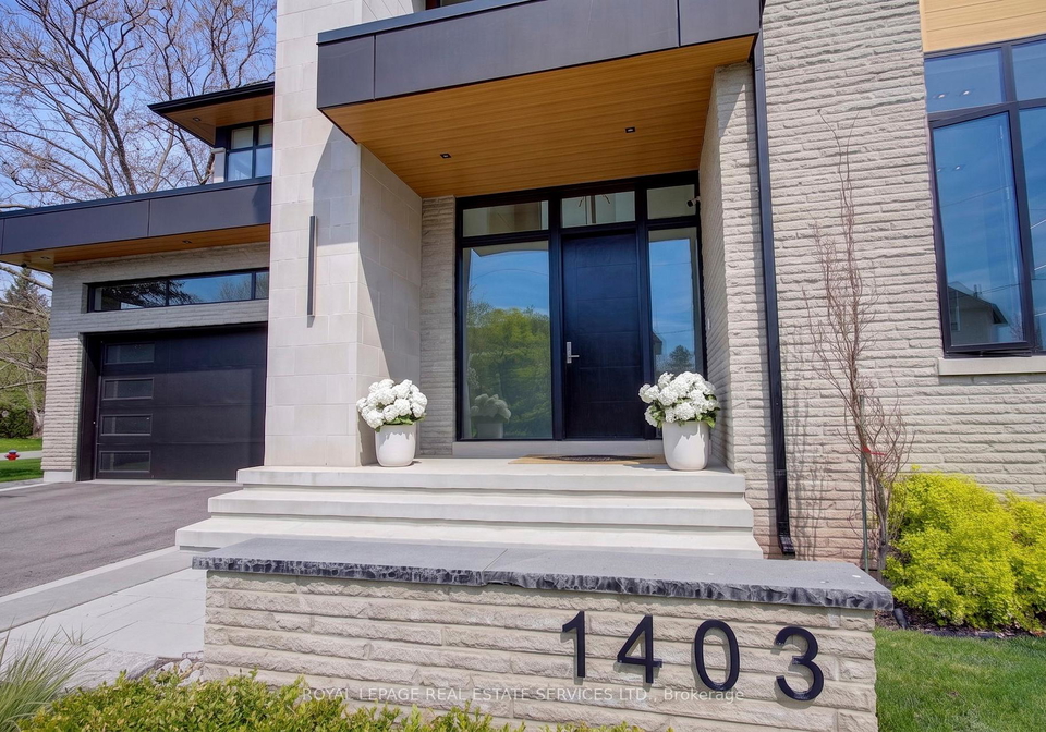 1403-wren-avenue-oakville-ontario-w13101592