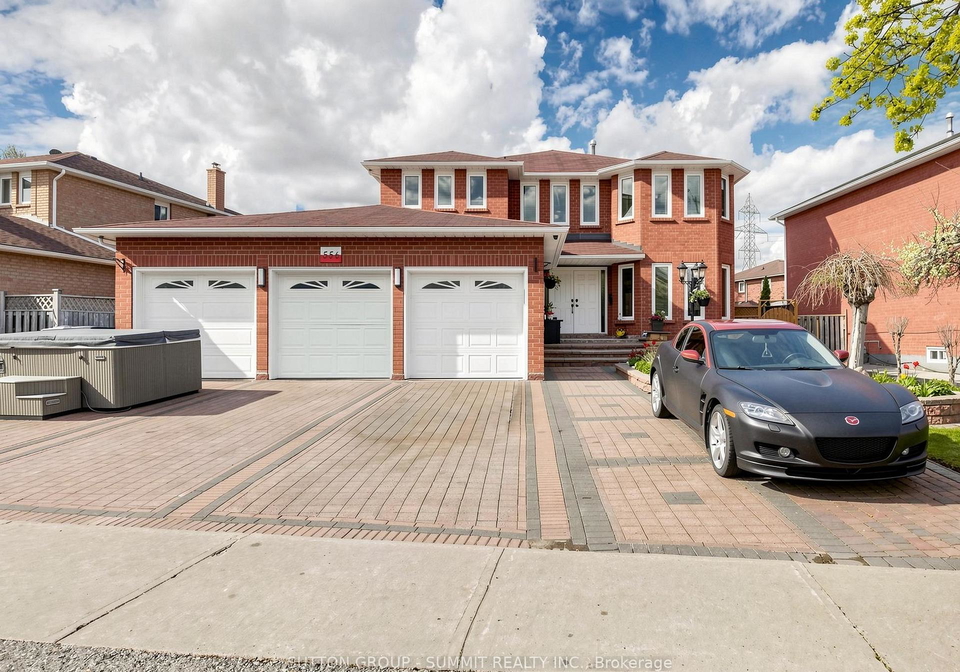 556-ray-lawson-boulevard-brampton-ontario-w13101600