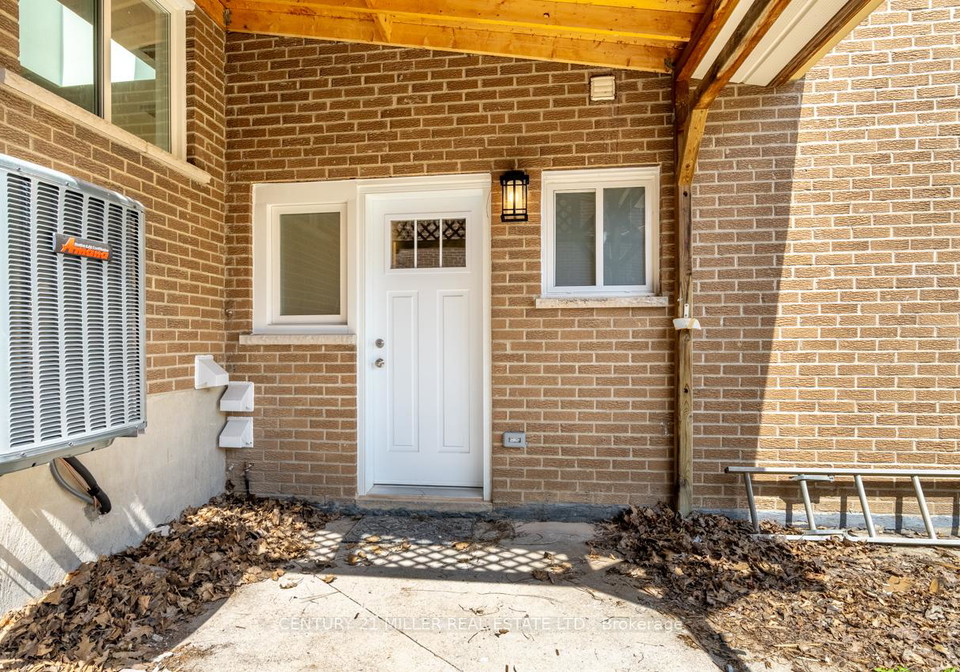 477-valleyview-crescent-milton-ontario-w13101692