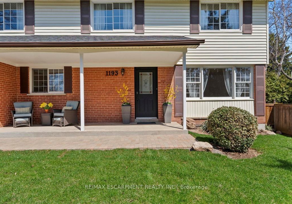 1193-sixth-line-oakville-ontario-w13101966