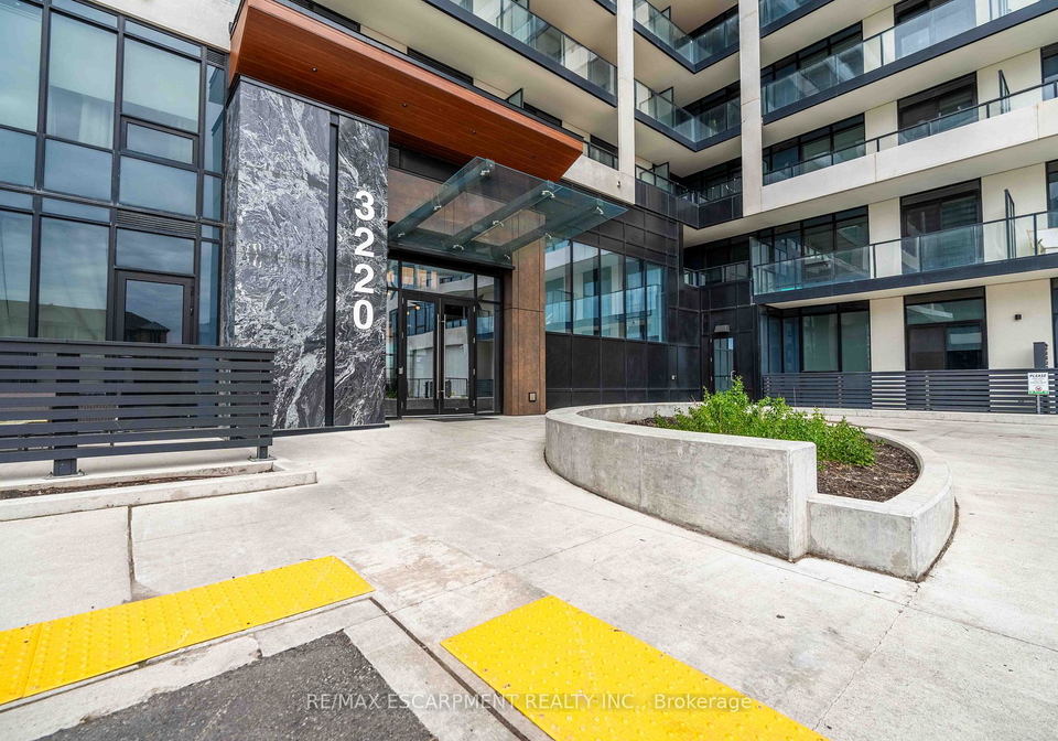 3220-william-coltson-avenue-oakville-ontario-w13101992
