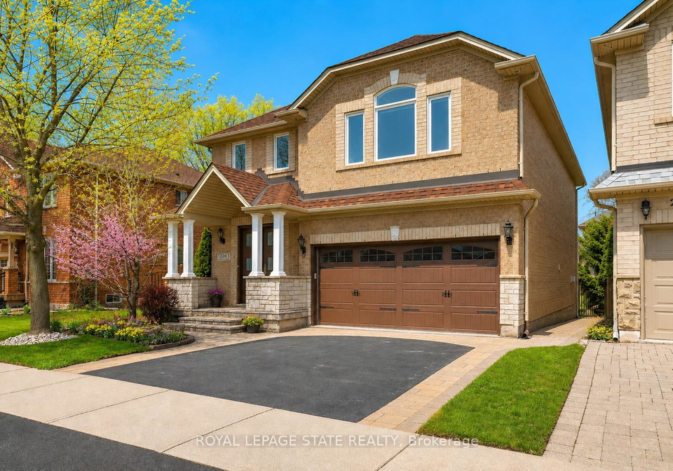 2261-grouse-lane-oakville-ontario-w13102096