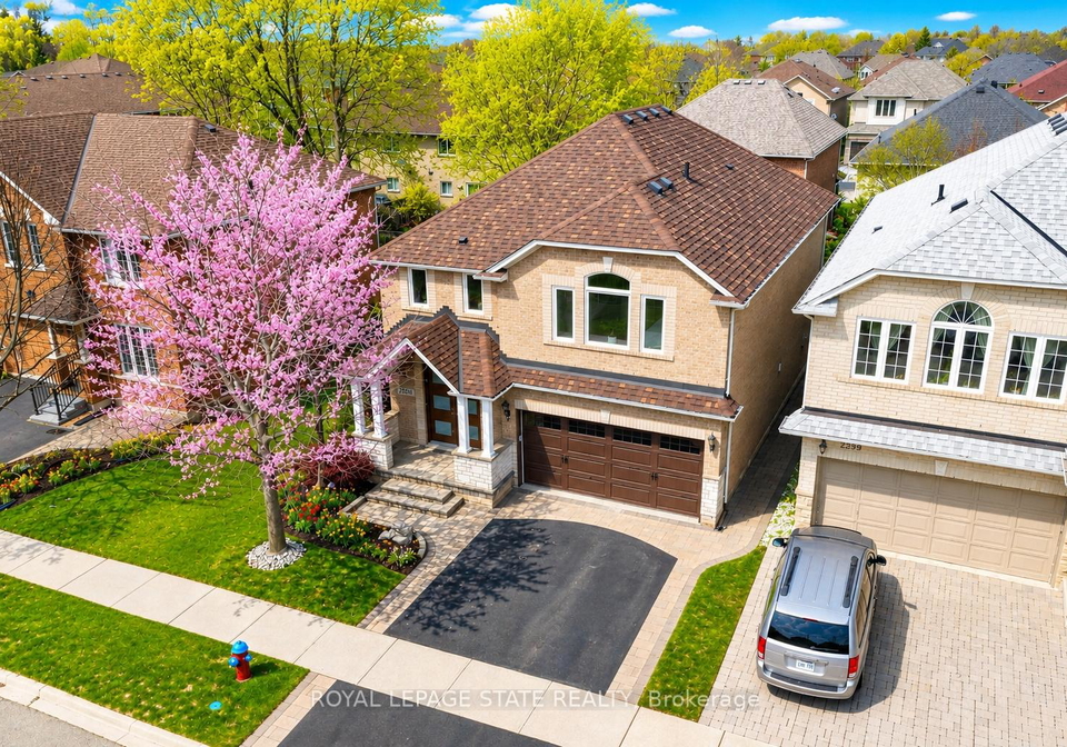2261-grouse-lane-oakville-ontario-w13102096