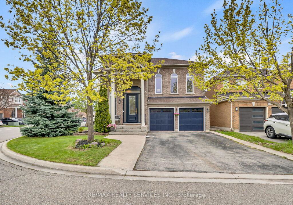 13-mistycreek-crescent-brampton-ontario-w13102208