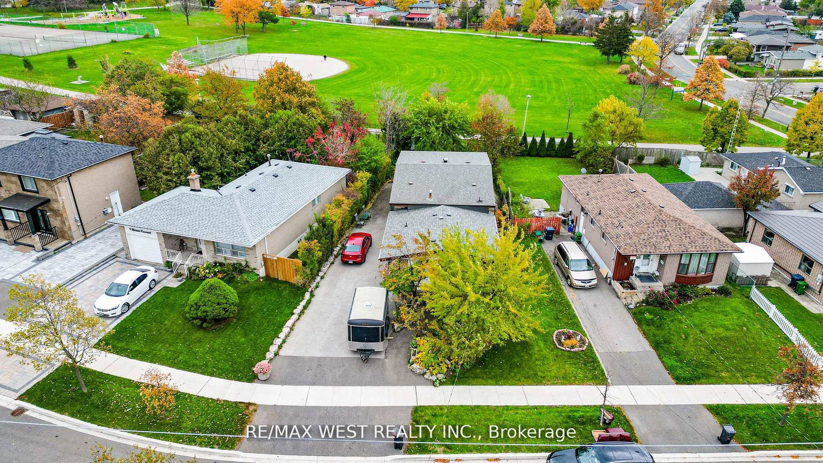 7-bimini-crescent-york-ontario-w13102220