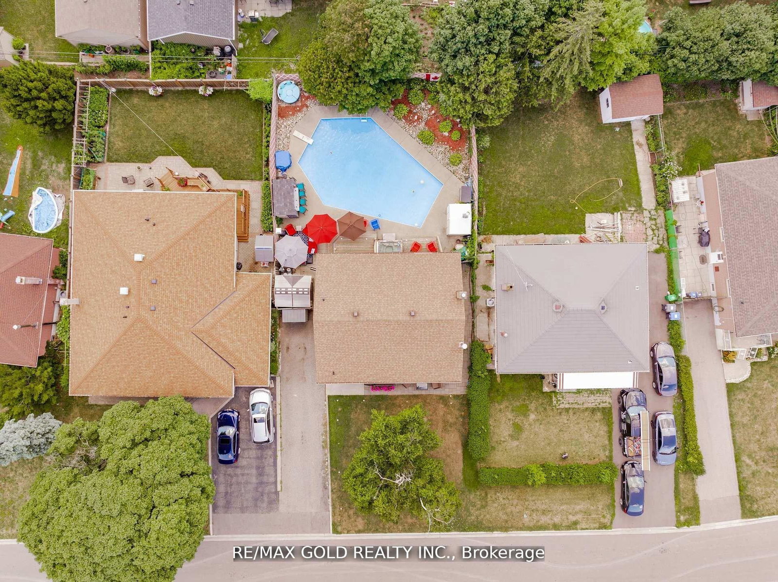 9-ashwood-crescent-brampton-ontario-w13102290