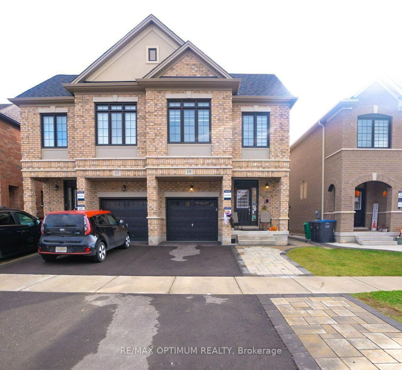 19-banner-elk-street-brampton-ontario-w13102362