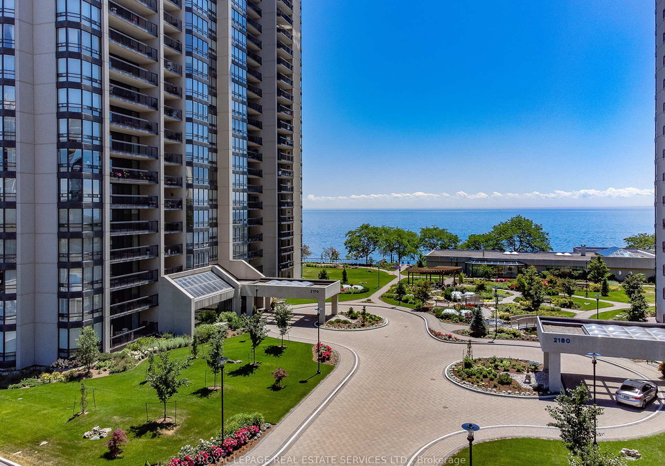 2170-marine-drive-oakville-ontario-w13102454
