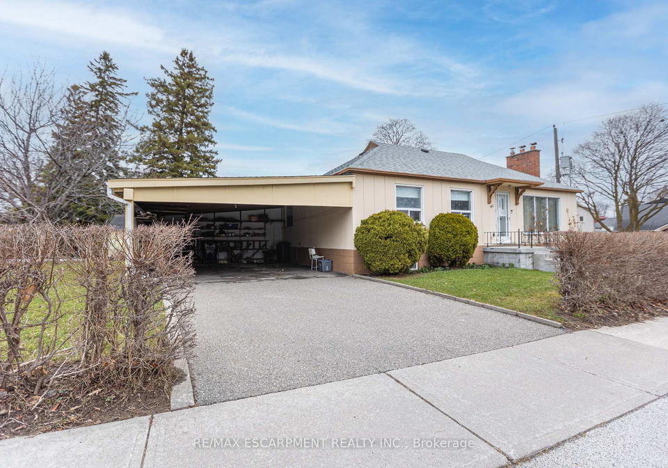 1-snaresbrook-drive-etobicoke-ontario-w13102462