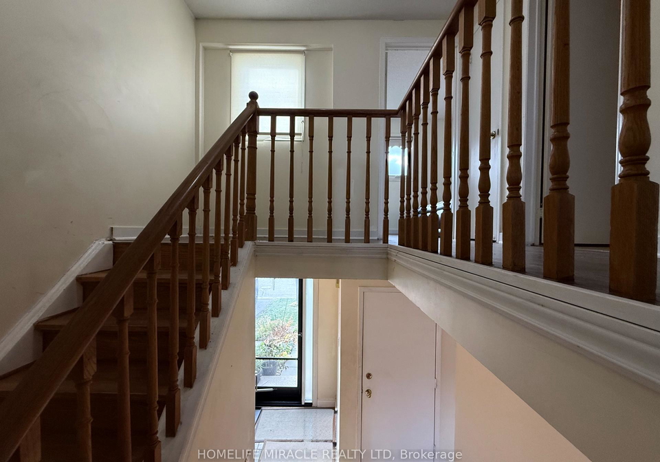 19-3510-south-mill-way-e-mississauga-ontario-w13102548