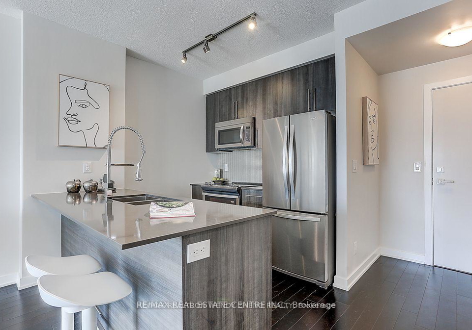 510-curran-place-mississauga-ontario-w13102750