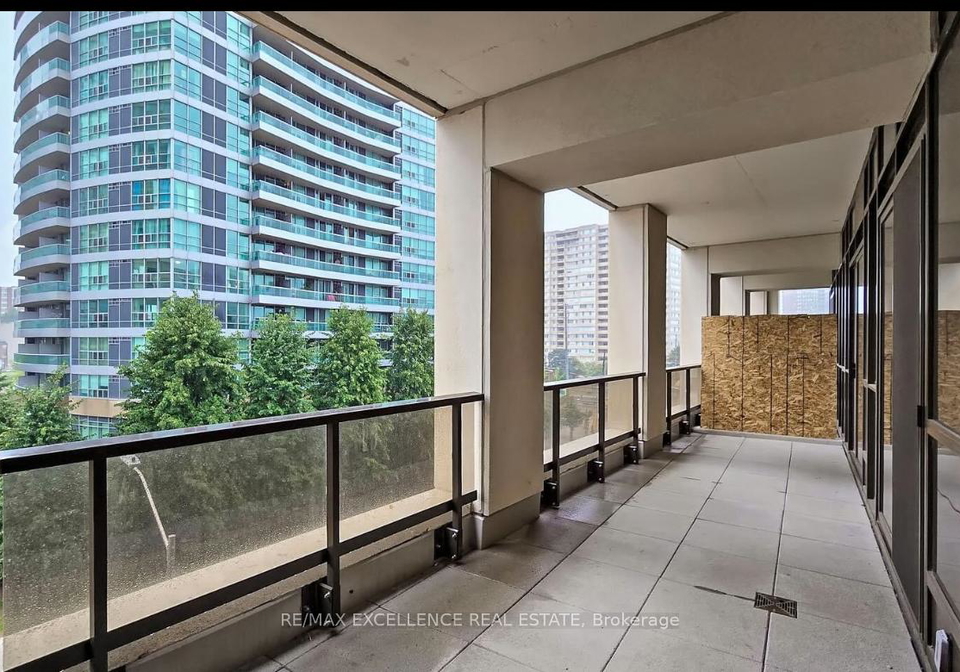 30-elm-drive-e-mississauga-ontario-w13102882