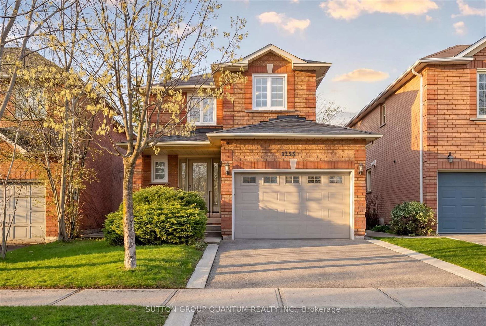 1253-glen-valley-road-oakville-ontario-w13102962