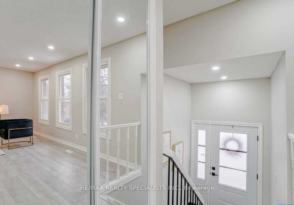 52-maplehurst-square-brampton-ontario-w13102982