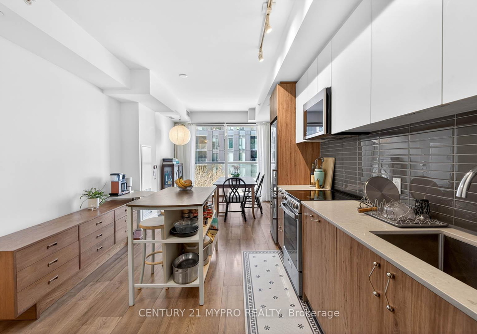 1787-st-clair-avenue-w-toronto-ontario-w13102998