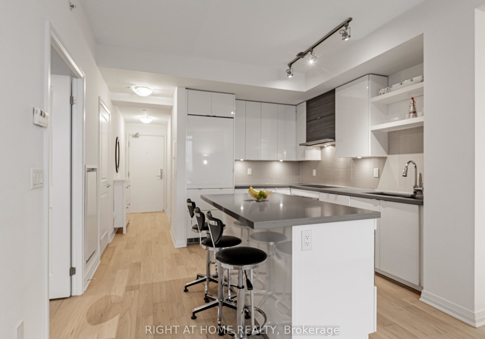 59-annie-craig-drive-etobicoke-ontario-w13103010