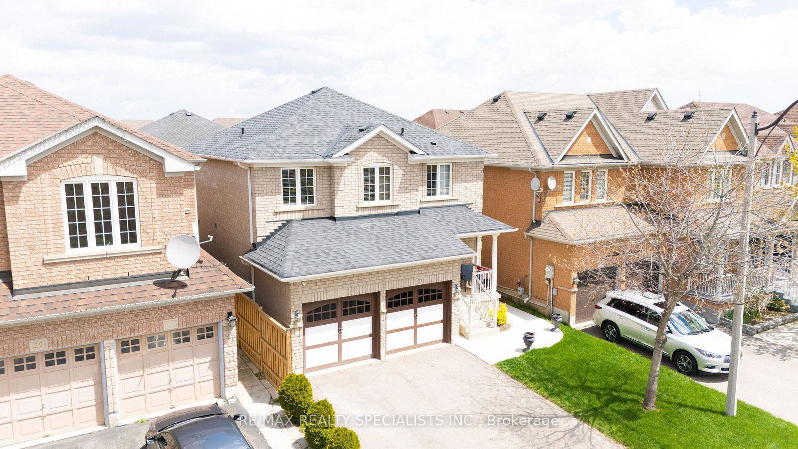 27-hiberton-crescent-brampton-ontario-w13103066