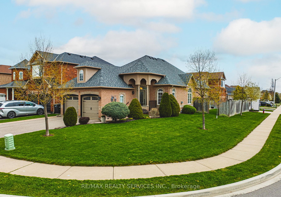 16-sunridge-street-brampton-ontario-w13103102