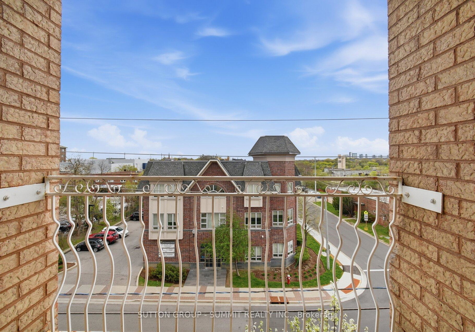 32-tannery-street-mississauga-ontario-w13103184