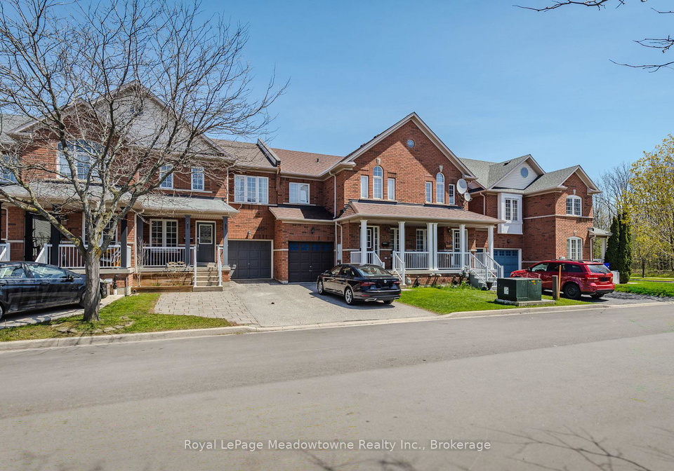 111-waters-boulevard-milton-ontario-w13103236