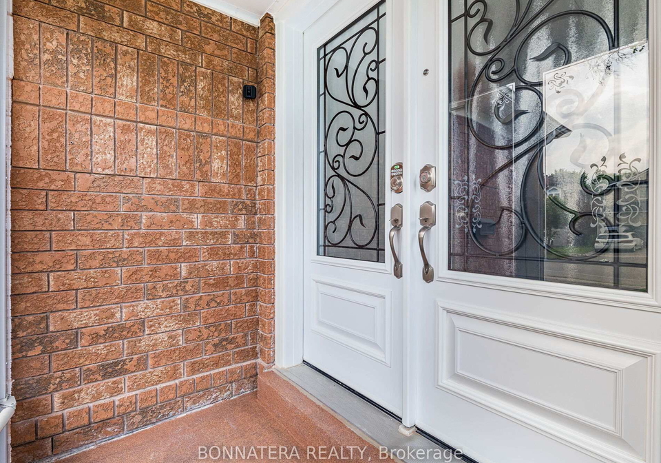 5471-whitehorn-avenue-mississauga-ontario-w13103336